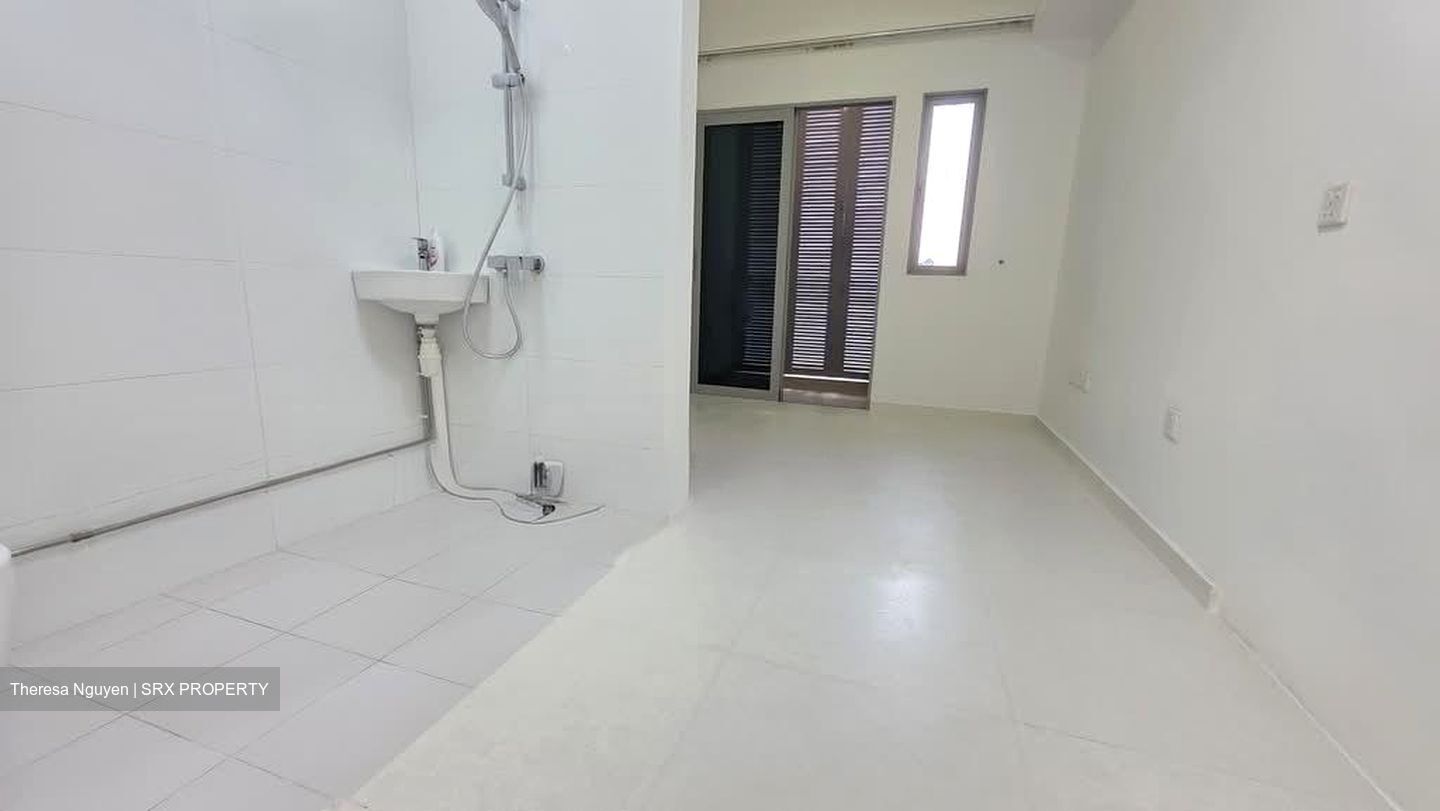 # 1 Loft (D14), Apartment #584987731